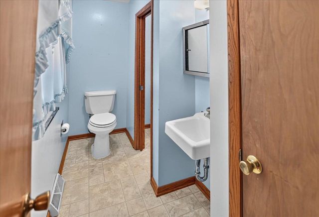 4031 Lally Road, Oregon, WI 53575