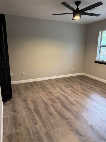 100 Wisteria Place, Hot Springs, AR 71913