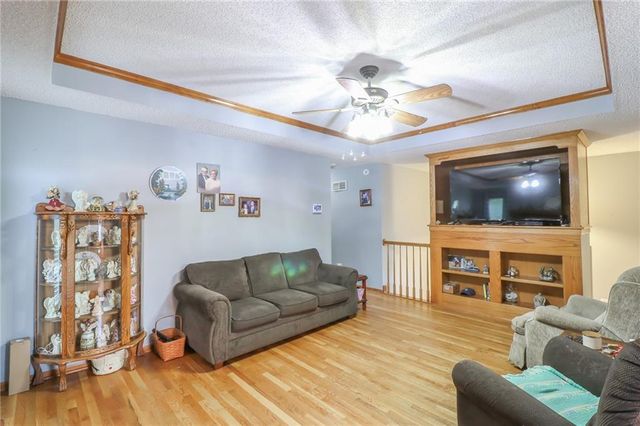 301 S Darrowby Drive, Raymore, MO 64083