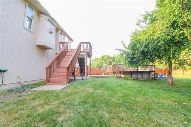 301 S Darrowby Drive, Raymore, MO 64083