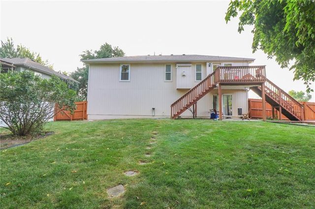 301 S Darrowby Drive, Raymore, MO 64083