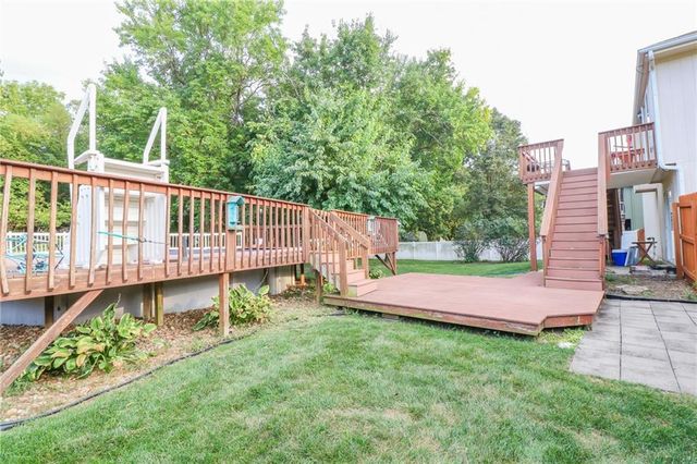 301 S Darrowby Drive, Raymore, MO 64083