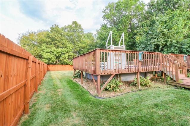 301 S Darrowby Drive, Raymore, MO 64083