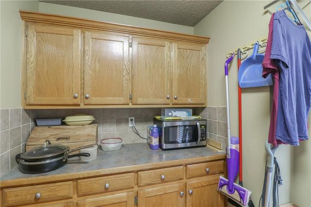 301 S Darrowby Drive, Raymore, MO 64083