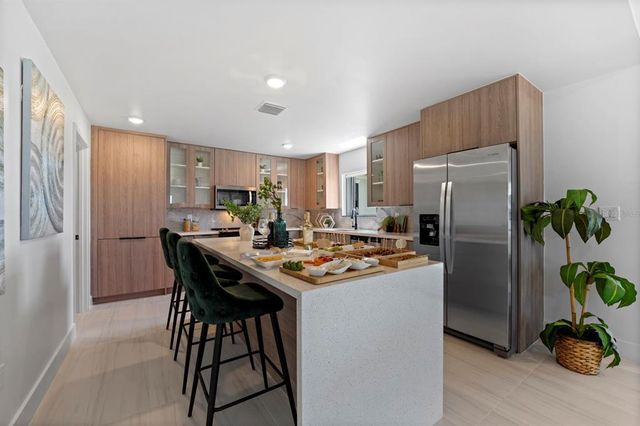 6454 CHORUS DRIVE, Mascotte, FL 34753