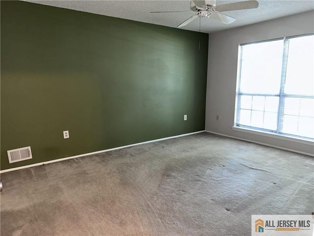 171 Lindsey Court 2915, Franklin, NJ 08823