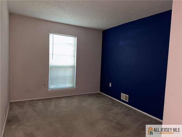 171 Lindsey Court 2915, Franklin, NJ 08823