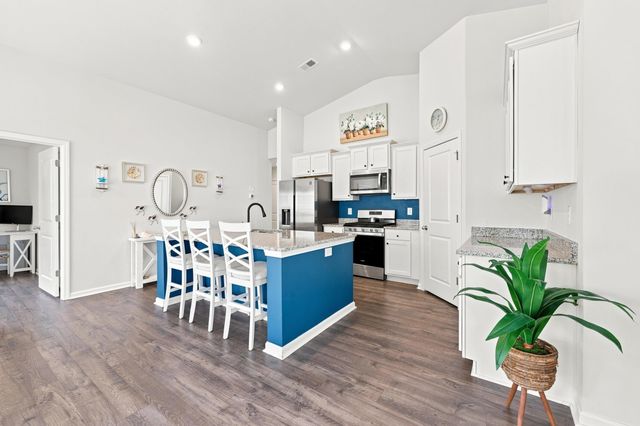 332 Logan St., Little River, SC 29566