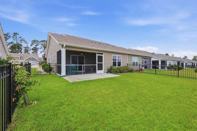 332 Logan St., Little River, SC 29566