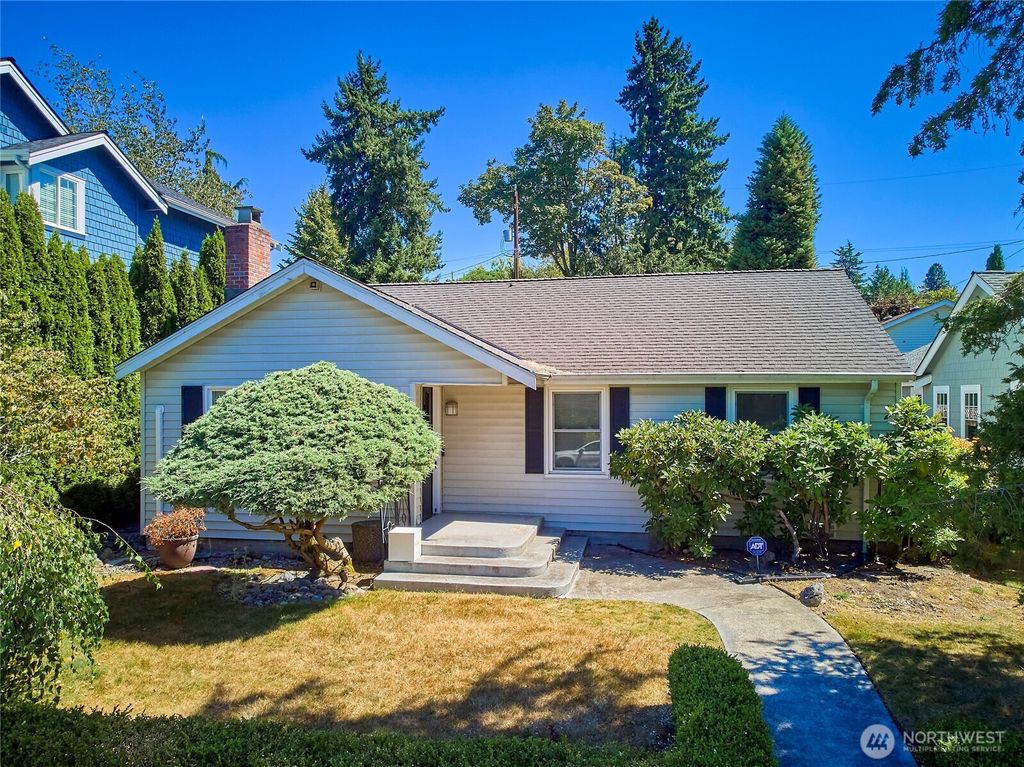 5806 56th Avenue NE, Seattle, WA 98105