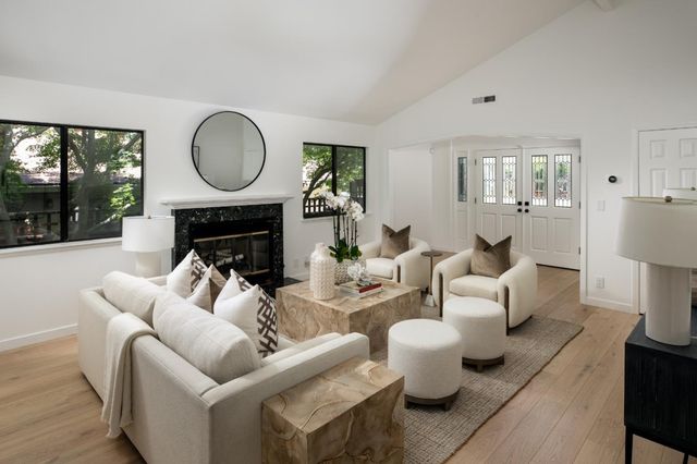 1514 Frontero Avenue, Los Altos, CA 94024