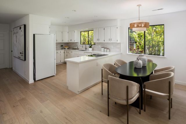 1514 Frontero Avenue, Los Altos, CA 94024