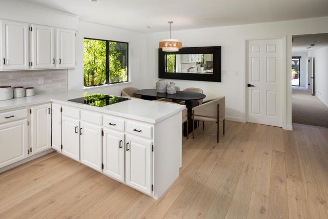 1514 Frontero Avenue, Los Altos, CA 94024