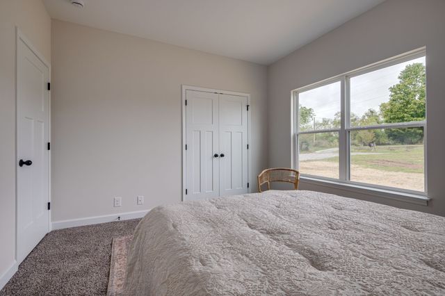 835 Wells Road, Dickson, TN 37055