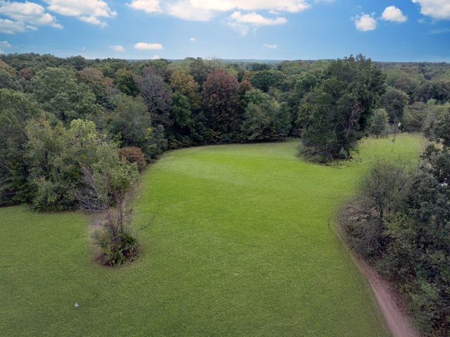 835 Wells Road, Dickson, TN 37055