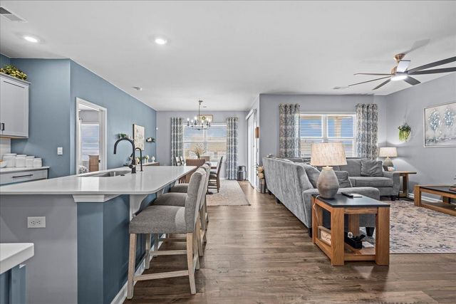 966 Pineland Drive, Woodruff, SC 29388