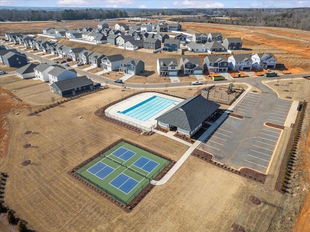 966 Pineland Drive, Woodruff, SC 29388