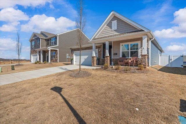 966 Pineland Drive, Woodruff, SC 29388