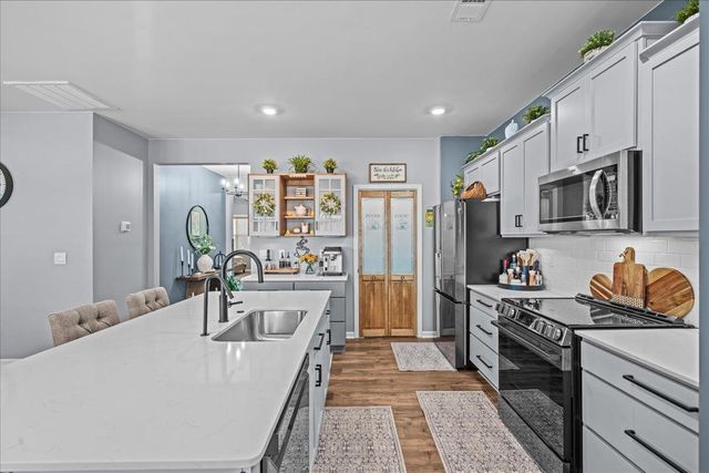 966 Pineland Drive, Woodruff, SC 29388