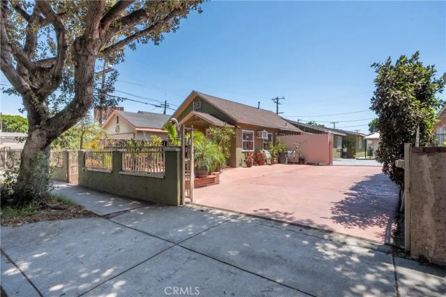 15116 S Lime Avenue, Compton, CA 90221
