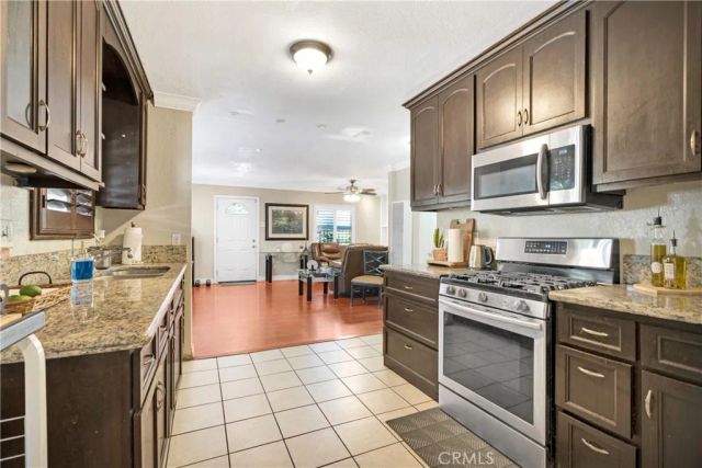 15116 S Lime Avenue, Compton, CA 90221