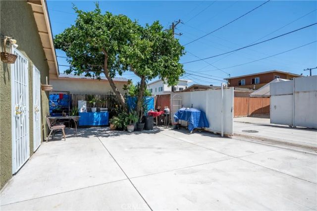 15116 S Lime Avenue, Compton, CA 90221