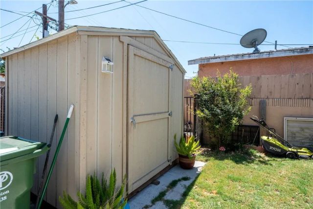 15116 S Lime Avenue, Compton, CA 90221