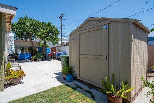 15116 S Lime Avenue, Compton, CA 90221