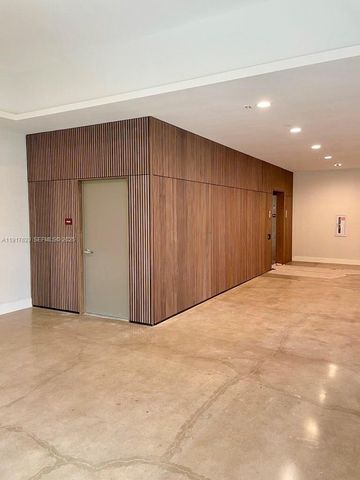 1938 Jackson Street 403, Hollywood, FL 33020