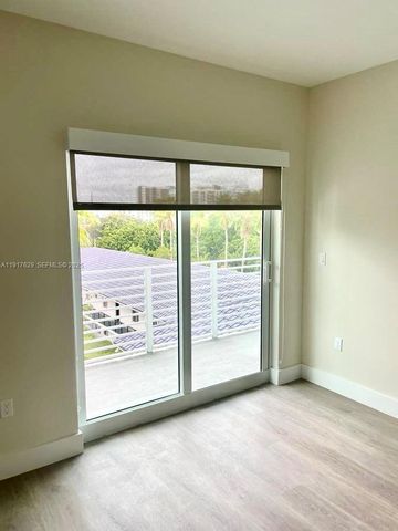 1938 Jackson Street 403, Hollywood, FL 33020
