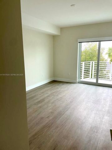1938 Jackson Street 403, Hollywood, FL 33020