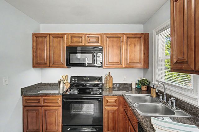 909 Oneida Ave, Nashville, TN 37207