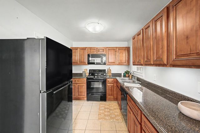 909 Oneida Ave, Nashville, TN 37207