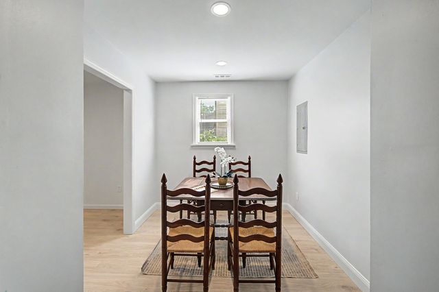 909 Oneida Ave, Nashville, TN 37207