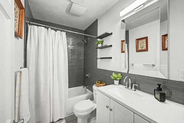 909 Oneida Ave, Nashville, TN 37207