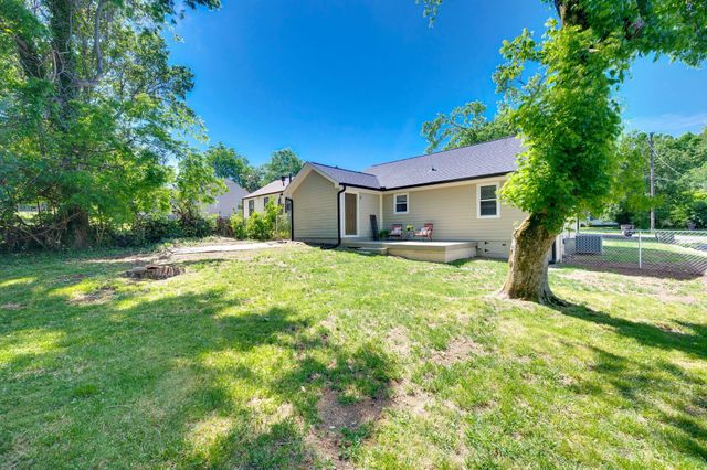 909 Oneida Ave, Nashville, TN 37207