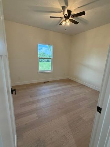 405 Raspberry Road, Highlandville, MO 65669