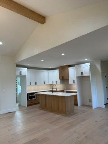 405 Raspberry Road, Highlandville, MO 65669