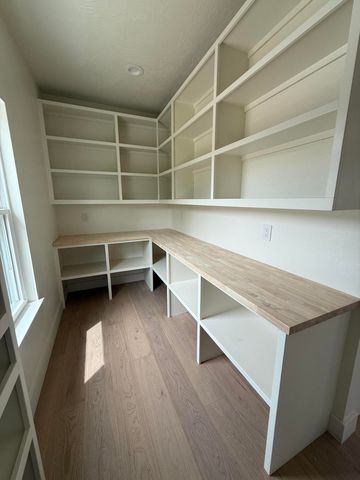 405 Raspberry Road, Highlandville, MO 65669