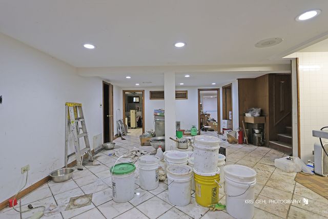 91 S Milwaukee Avenue, Vernon Hills, IL 60061