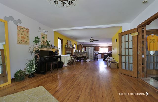 91 S Milwaukee Avenue, Vernon Hills, IL 60061