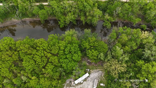 91 S Milwaukee Avenue, Vernon Hills, IL 60061