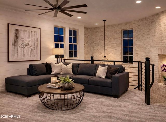 16608 S 9TH Street, Phoenix, AZ 85048