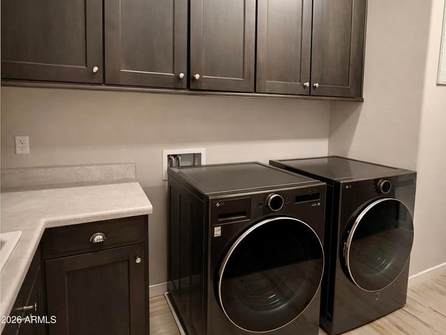 16608 S 9TH Street, Phoenix, AZ 85048