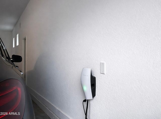 16608 S 9TH Street, Phoenix, AZ 85048