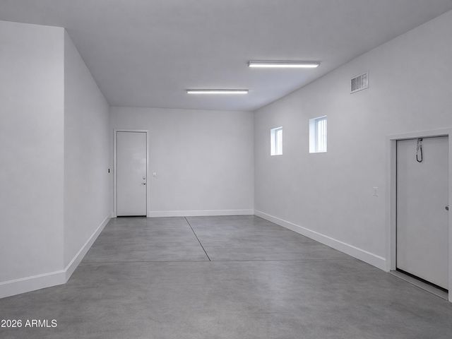 16608 S 9TH Street, Phoenix, AZ 85048