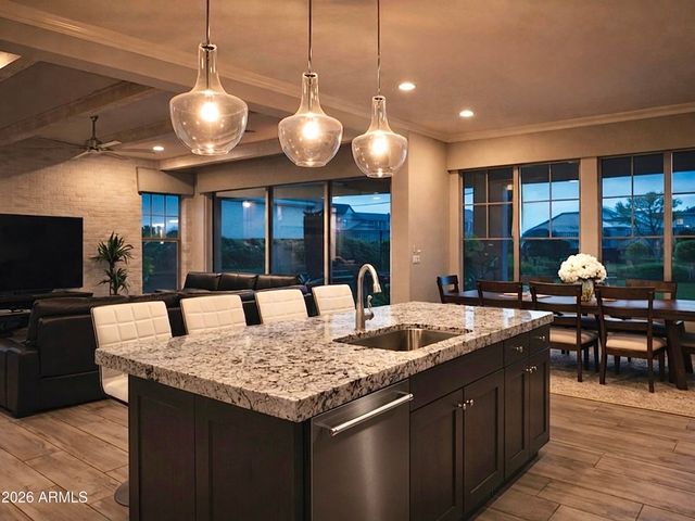 16608 S 9TH Street, Phoenix, AZ 85048