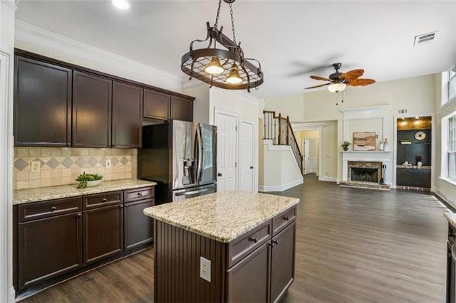 6815 Grand Magnolia Drive, Sugar Hill, GA 30518