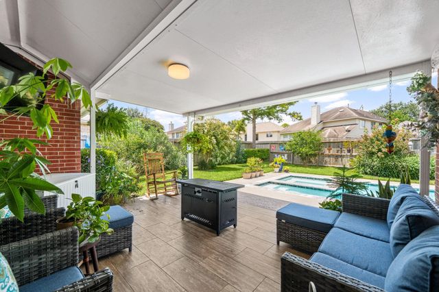 9223 Chia Valley Court, Houston, TX 77089