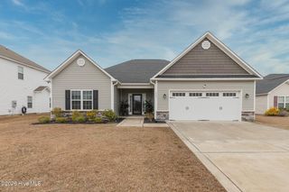 445 Worsley Way, Jacksonville, NC 28546